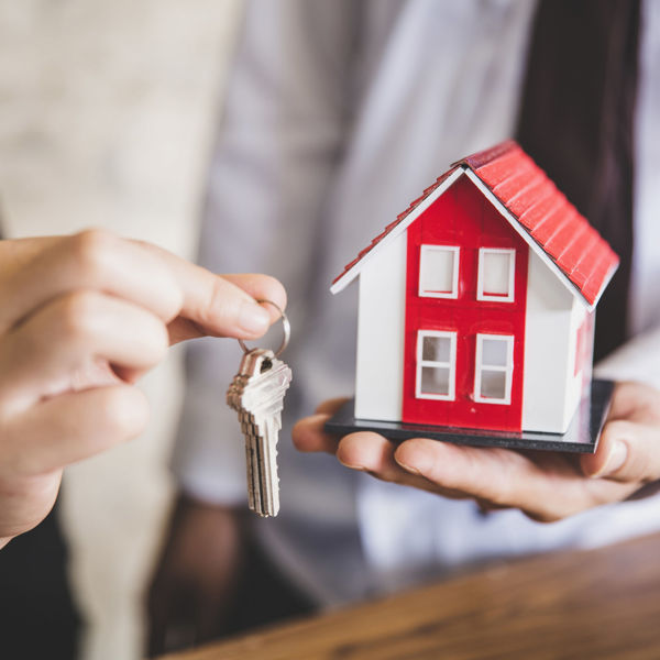 Picture of Taking, Holding, and Transferring Illinois Real Estate Titles 2024